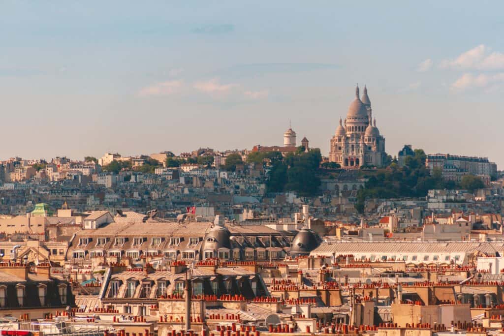Sacré-Cœur, rue du Chevalier-de-La-Barre, Paris, France hire a car with a luxury chauffeur for the day