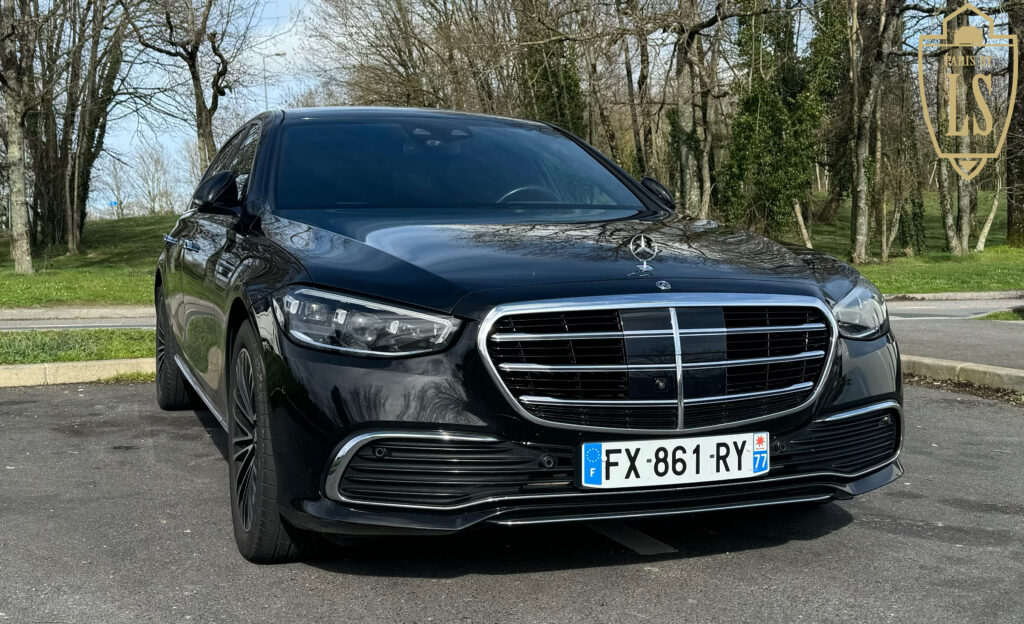 s class mercedes with a private chauffeur in Paris
